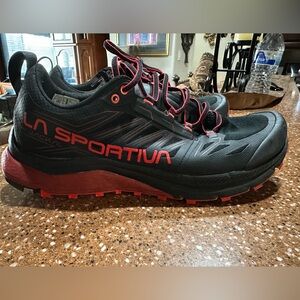 La Sportiva Jackal trail running shoe. size 11.5